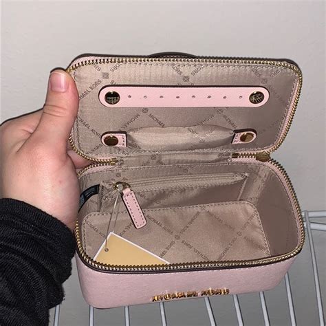 michael kors cosmetic case